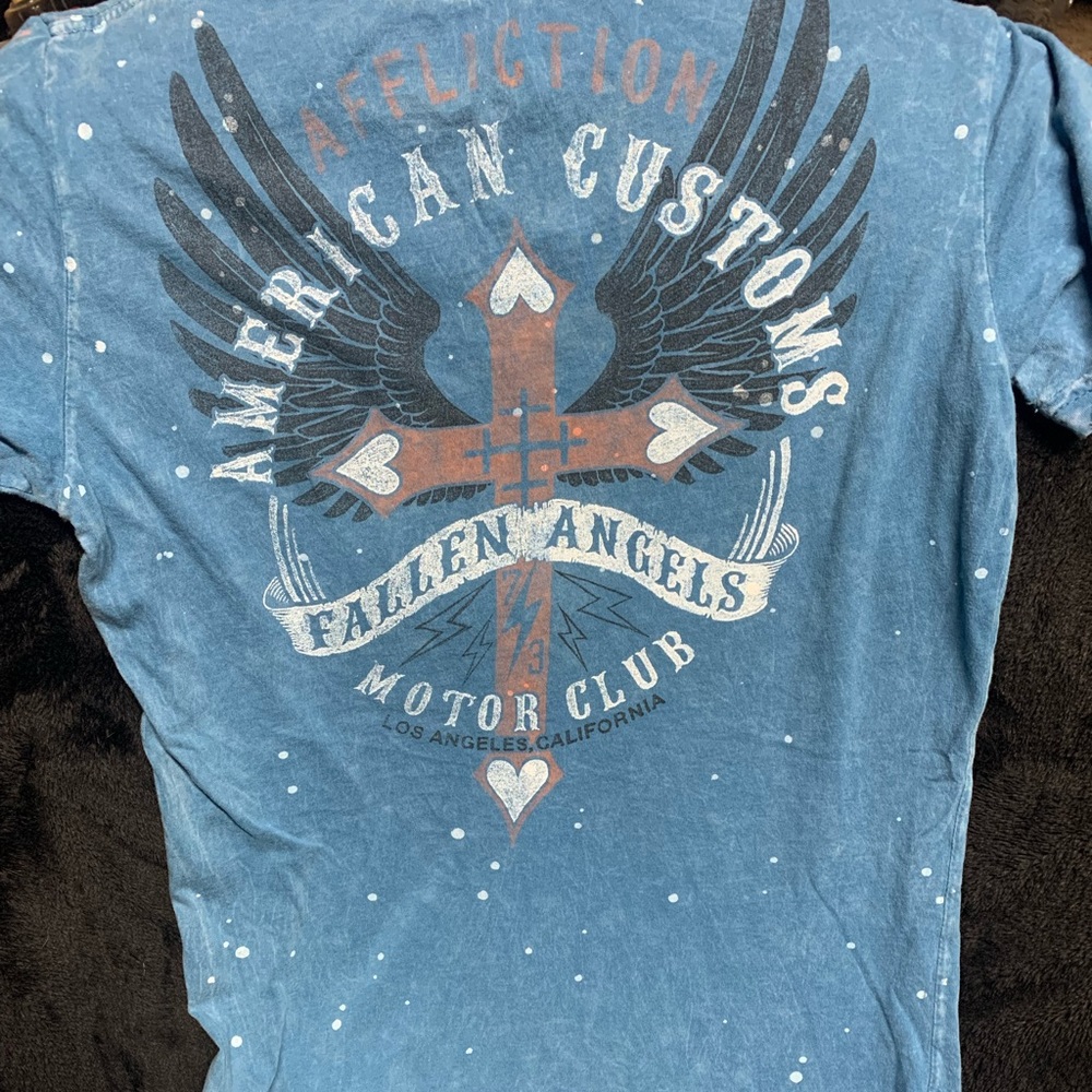 Affliction tee.